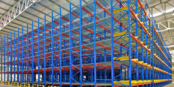 Pintar Fachadas de Naves Industriales, Fábricas y Almacenes en Móstoles · Pintura para Pintado de Naves, Fábricas y Grandes Estructuras