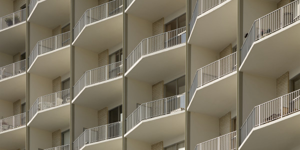 Pintar Fachadas y Patios de Luces de Comunidades Vecinos / Propietarios en Móstoles · Pintura para Pintado de Bloques de Edificios Comunidades de Vecinos